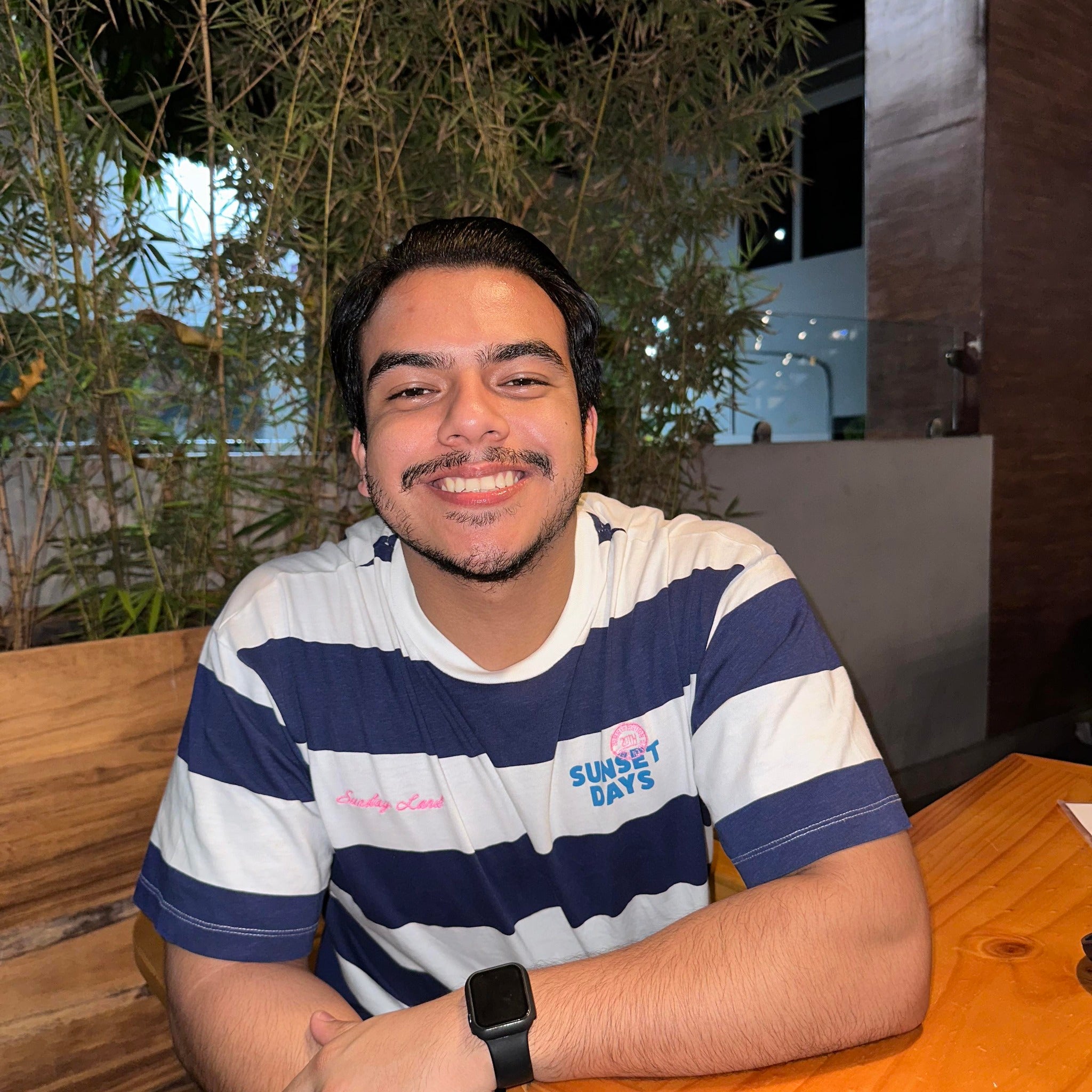 <em>Esteban B.</em>